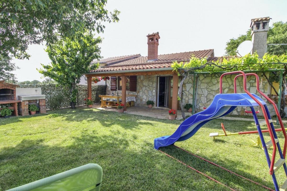 Dea In Kmeti Villa Zminj Exterior photo